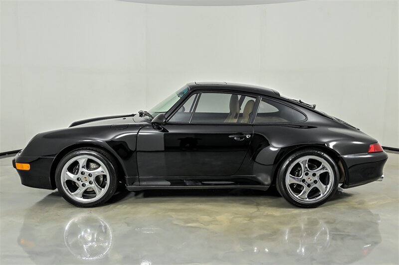 Used 1997 Porsche 911 Carrera RWD image 6