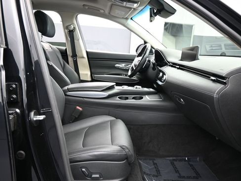 Used 2022 Genesis GV70 2.5T w/ Select Package image 46