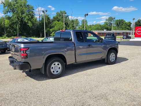 Used 2025 Nissan Frontier S RWD image 3