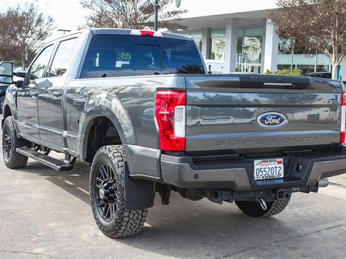 Used 2019 Ford F250 Lariat image 9