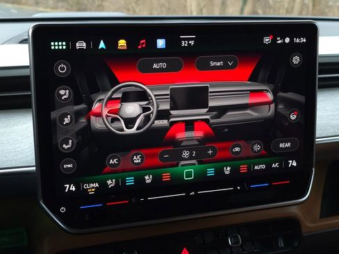 Used 2025 Volkswagen ID. Buzz Pro S image 37