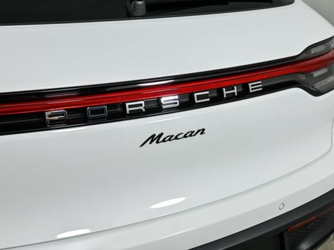 New 2025 Porsche Macan image 36