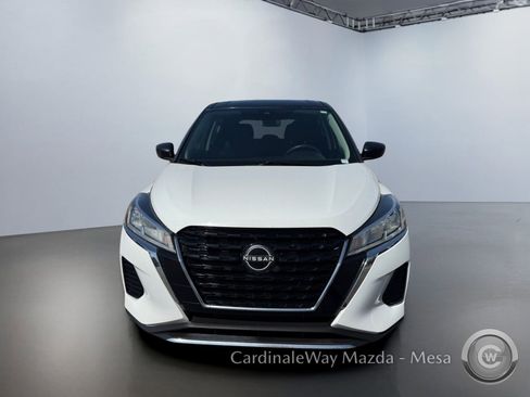 Used 2022 Nissan Kicks S FWD image 9