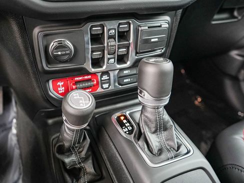 New 2026 Jeep Wrangler Unlimited Rubicon image 18