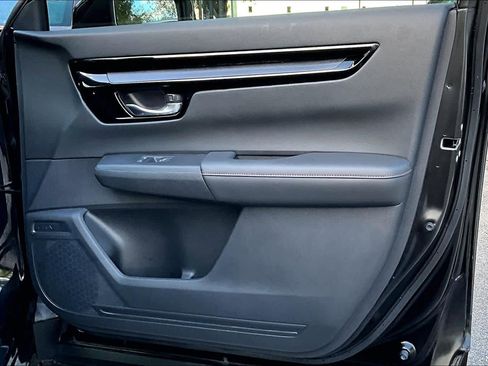 Used 2025 Honda CR-V Sport Touring image 27