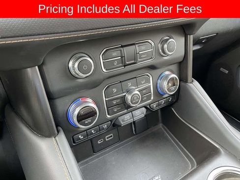 Used 2022 GMC Yukon AT4 AWD/4WD image 33