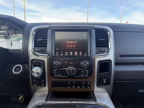 Used 2017 RAM 1500 Laramie w/ Convenience Group image 16