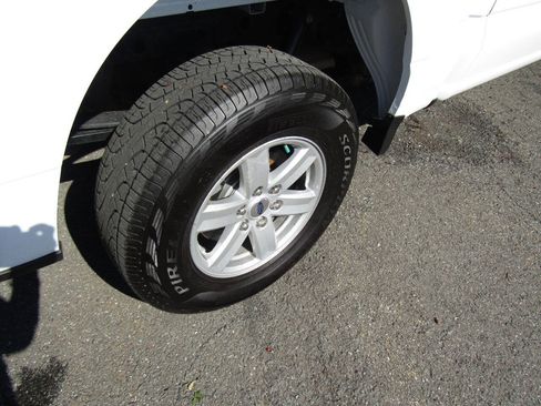 Used 2022 Ford F150 XLT AWD/4WD image 38