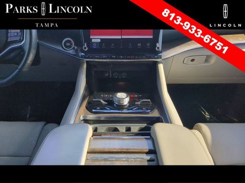 Used 2022 Jeep Grand Wagoneer Series I w/ Flexible Seating Group AWD/4WD image 15