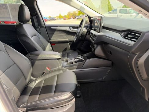 Used 2024 Ford Escape Platinum AWD/4WD image 13