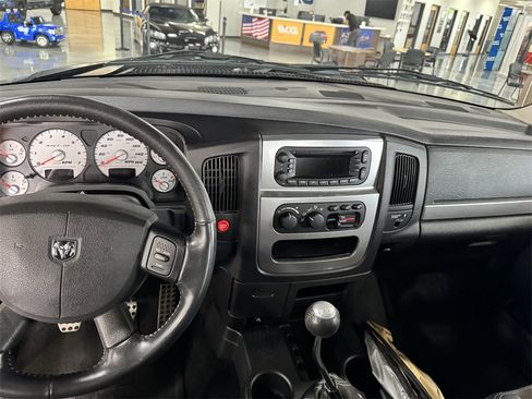 Used 2004 Dodge Ram 1500 Truck 2WD Regular Cab image 8