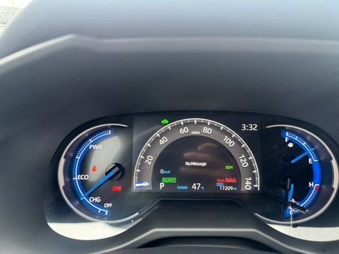 Used 2024 Toyota RAV4 AWD Hybrid image 17