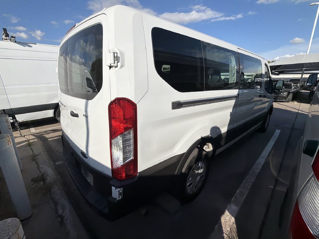 Used 2022 Ford Transit 350 XLT RWD image 3