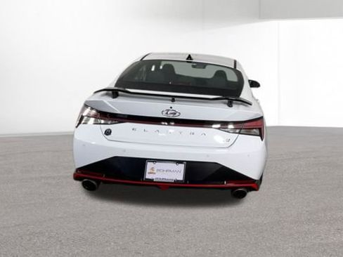 Used 2022 Hyundai Elantra N Base image 9