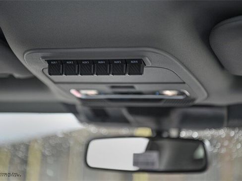 New 2025 Ford F250 Lariat w/ Lariat Ultimate Package image 6