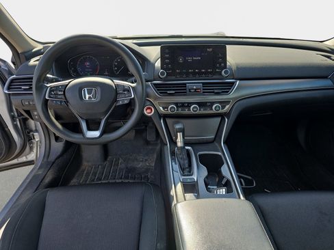 Used 2018 Honda Accord LX image 12