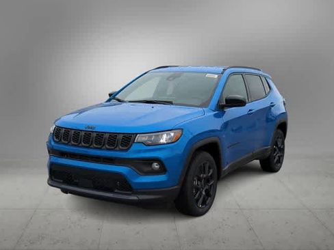 New 2026 Jeep Compass Latitude AWD/4WD image 4