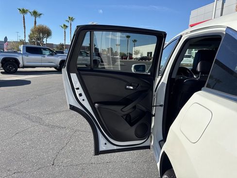 Used 2018 Acura RDX FWD w/ Technology Package image 16