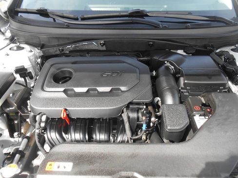 Used 2017 Hyundai Sonata SE FWD image 17