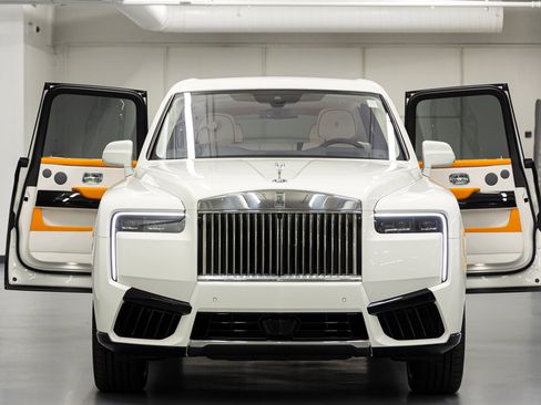 New 2026 Rolls-Royce Cullinan AWD/4WD image 26