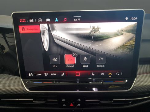 New 2025 Volkswagen GTI SE FWD image 23