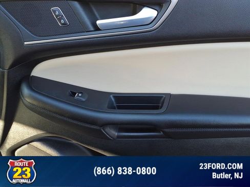 Certified 2022 Ford Edge SEL w/ Cargo Accessory Package image 9