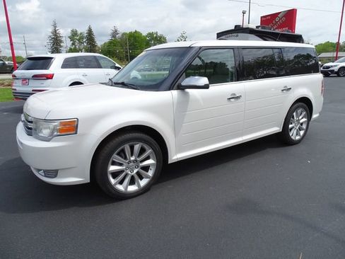 Used 2011 Ford Flex Limited w/ Rapid Spec Order Code FWD image 1