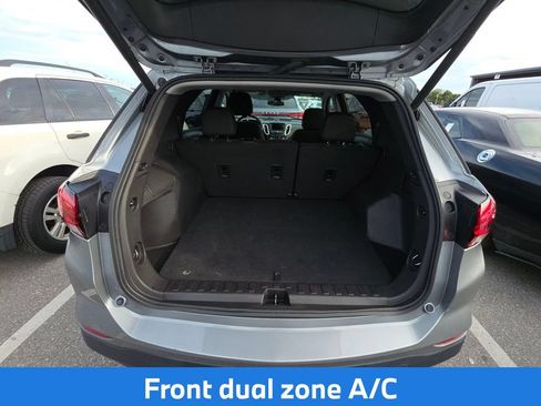 Used 2024 Chevrolet Equinox LT FWD image 8
