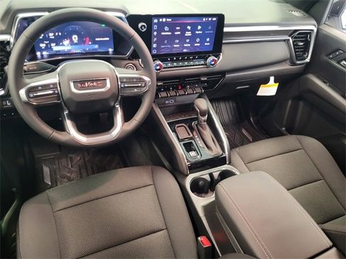 New 2026 GMC Canyon Elevation w/ Convenience Package image 7