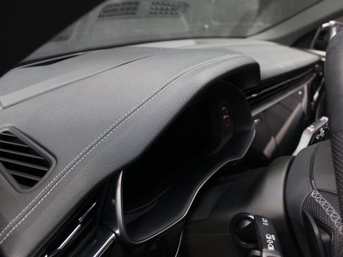 Used 2023 Audi SQ8 Prestige AWD/4WD image 58