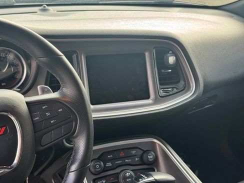 Used 2022 Dodge Challenger R/T Scat Pack RWD image 12