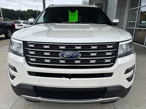 Used 2016 Ford Explorer Limited w/ Equipment Group 301A AWD/4WD image 10