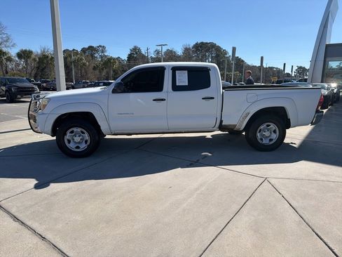Used 2006 Toyota Tacoma PreRunner image 4