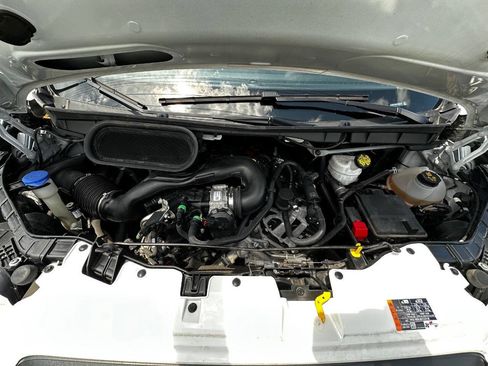 Used 2023 Ford Transit 250 Medium Roof image 19