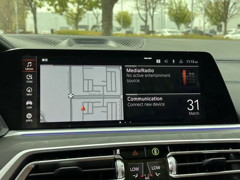 Used 2021 BMW X7 M50i image 26