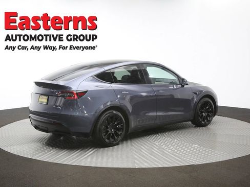 Used 2021 Tesla Model Y Long Range AWD/4WD image 36