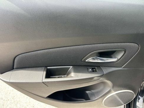 Used 2014 Chevrolet Cruze LTZ FWD image 18