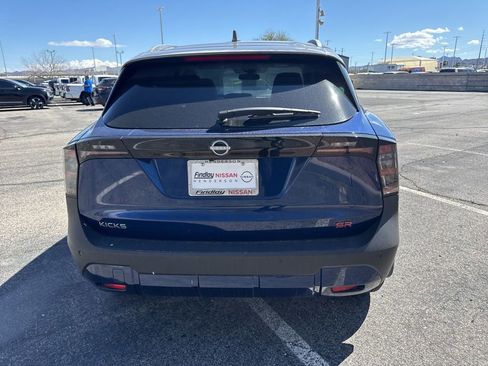 Used 2025 Nissan Kicks SR image 8