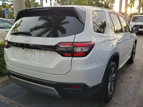 Used 2024 Honda Pilot EX-L image 3
