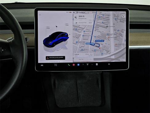 Used 2023 Tesla Model 3 Standard Range image 10