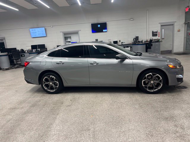 Used 2024 Chevrolet Malibu LT FWD image 4