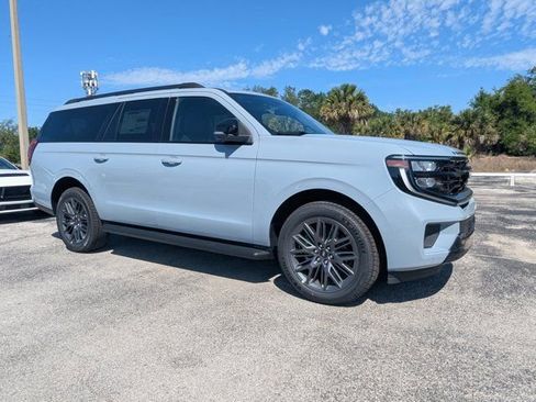 New 2026 Ford Expedition Max Platinum AWD/4WD image 3