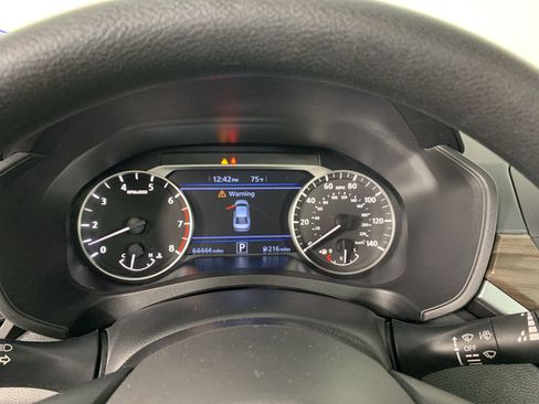 Used 2023 Nissan Altima 2.5 SV FWD image 23