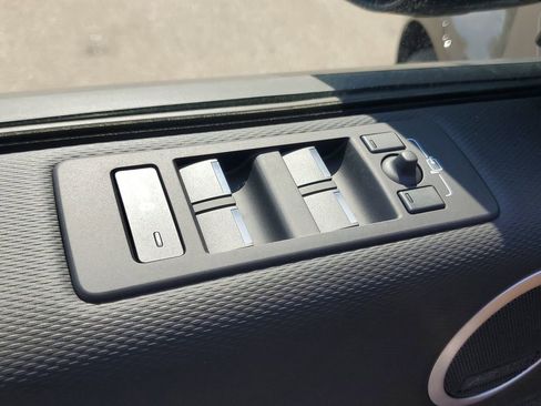 New 2026 Land Rover Discovery Dynamic SE AWD/4WD image 8
