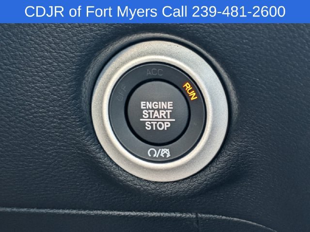 New 2026 Chrysler Pacifica Select FWD image 24