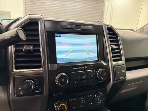 Used 2015 Ford F150 XLT w/ Equipment Group 302A Luxury AWD/4WD image 23