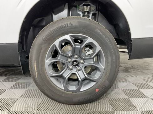 New 2026 Ford Maverick XLT w/ XLT Luxury Package FWD image 10