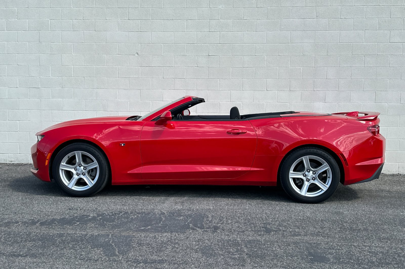 Certified 2023 Chevrolet Camaro LT RWD image 7