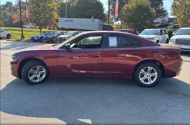 Used 2023 Dodge Charger SXT RWD image 5
