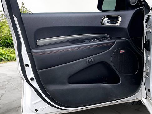 Used 2018 Dodge Durango R/T w/ Technology Group image 23